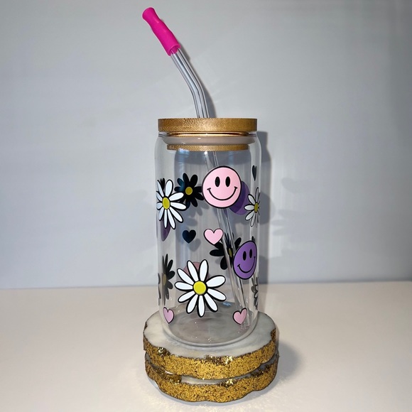 Smileys & Daisies Glass Cup - Picture 4 of 4